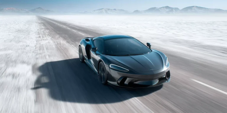 McLaren GTS ซูเปอร์คาร์สายพันธุ์แรง ดุดัน ใช้งานง่าย เผยโฉมพร้อมสเปคสุดเร้าใจ