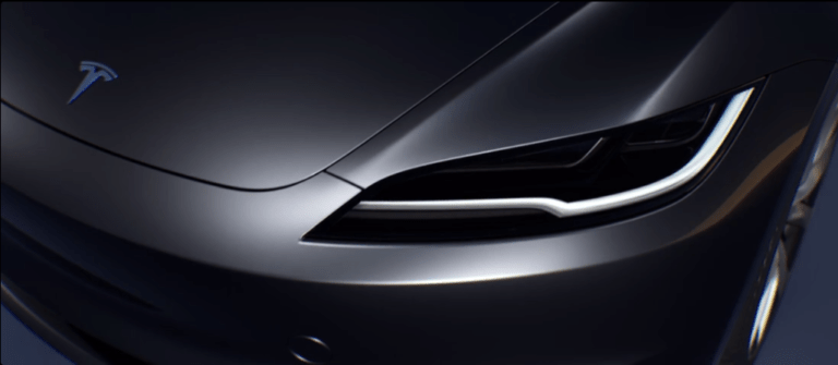 เทสลา (Tesla) ดิ่ง 3% หลังเรียกคืนรถ 2 ล้านคันในสหรัฐฯ