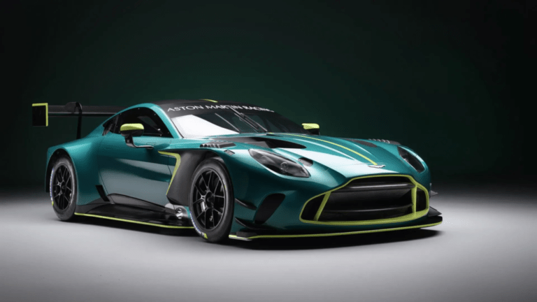 แอสตัน มาร์ติน จีที3 (Aston Martin Vantage GT3) รถแข่งรุ่นใหม่ สุดแกร่ง ดุดัน เผยโฉมพร้อมลุยสนามแข่ง