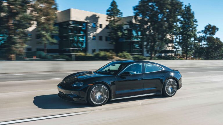 ปอร์เช่ ไทคัน (Porsche Taycan) รุ่นใหม่ ประทับใจด้วยระยะทางวิ่งจริงสูงสุด 587 กิโลเมตร